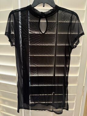 Sheer Keyhole Short-Sleeve Top - Black